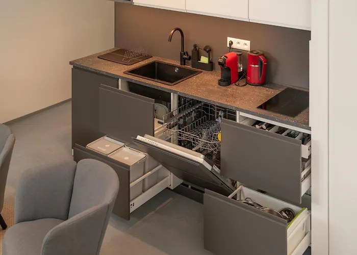 New Spacious For 6 People, Direct Entrance Appartement *
