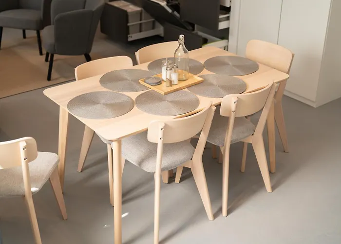 New Spacious For 6 People, Direct Entrance Prague